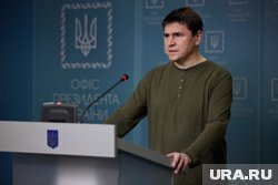 Подоляк выступил против мира с Россией