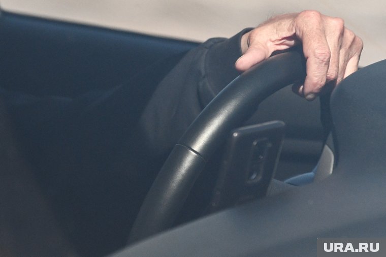 Свердловские власти купили Aurus ради VIP-гостей «Иннопрома»