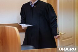 В Кургане скандальный мандат судимого депутата Пущина преследует злой рок