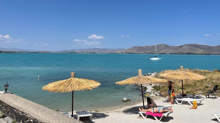 Вместо моря. Самые популярные озера на постсоветском пространстве