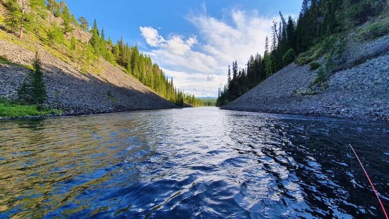 Лучшая рыбалка в России: где найти рекордный улов