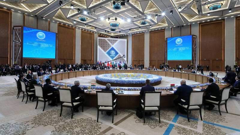 Главы ШОС подписали договор о совместной борьбе с терроризмом