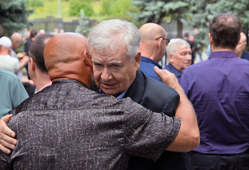 «Сирано с изящным носом»