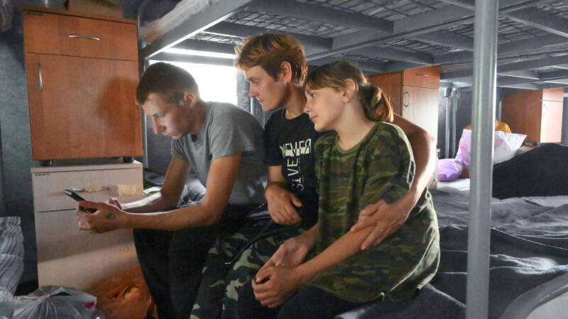 МЧС доставило гумпомощь в Рыльск в Курской области