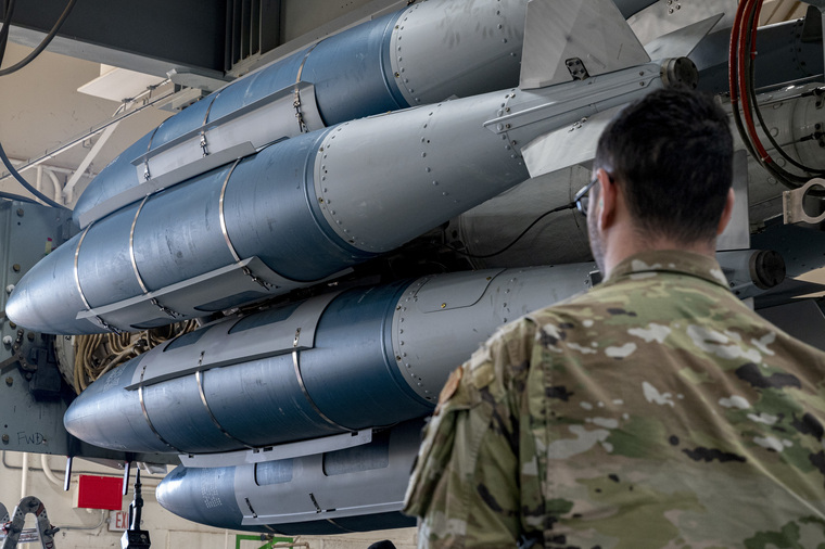 Что такое &laquo;грязная бомба&raquo;, которую ВСУ хотят взорвать под Курском